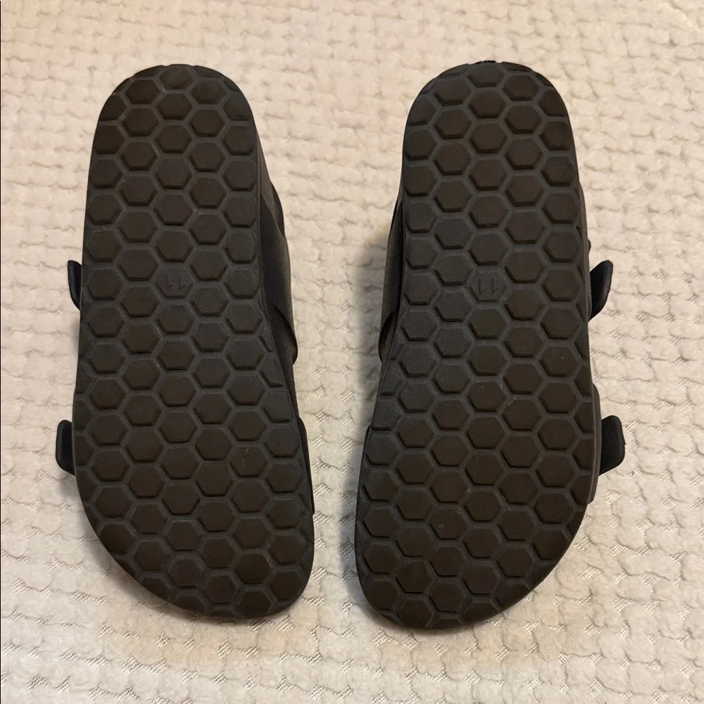 Cat & Jack Dark Blue Kids Sandals